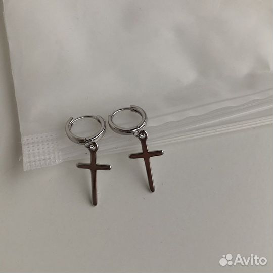 Серьги крестики