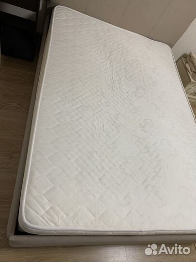 Матрас 140х200 бу