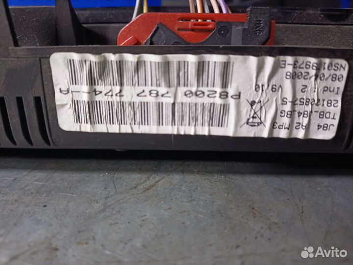 Щиток приборов Renault Scenic 2