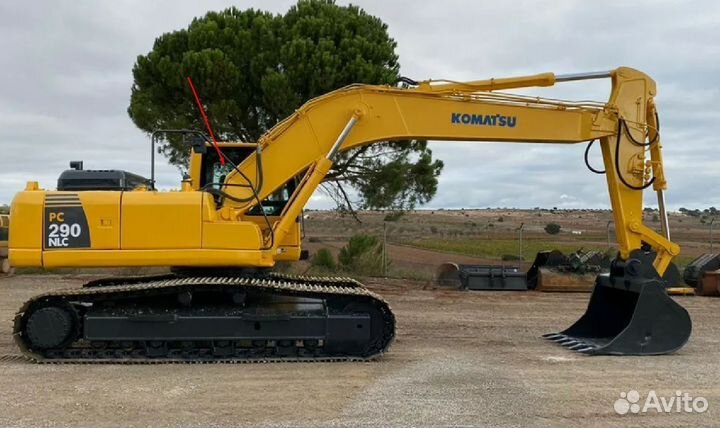 Стекло кузовное у стрелы экскаватор Komatsu PC290