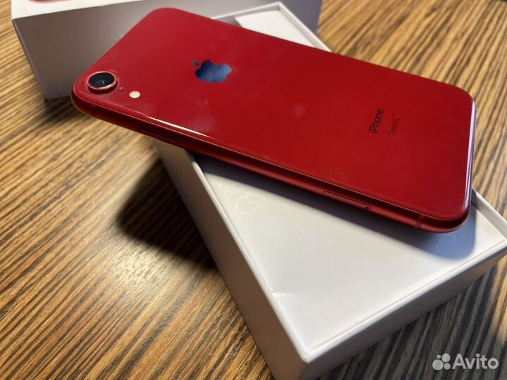 iPhone Xr, 64 ГБ
