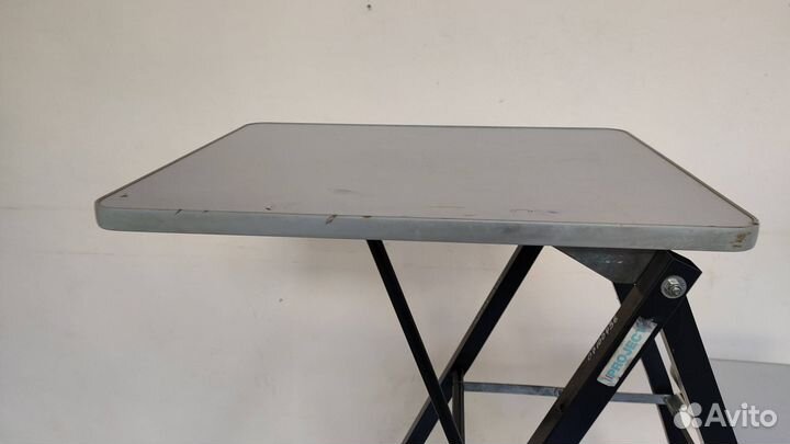 Столик для проектора и ноутбука складной