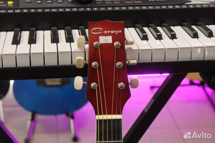 Гитара Caraya Новая