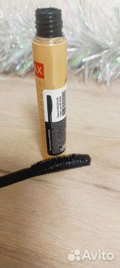 Тушь для ресниц новая