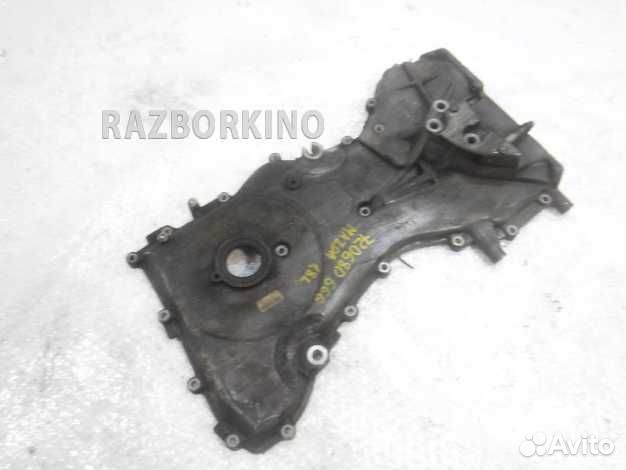 Крышка двигателя передняя