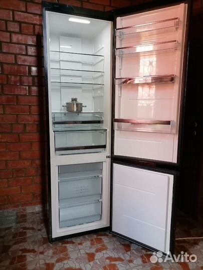 Продается холодильник Gorenye