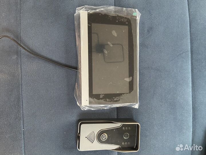 Wi-fi Видеодомофон + купольная камера