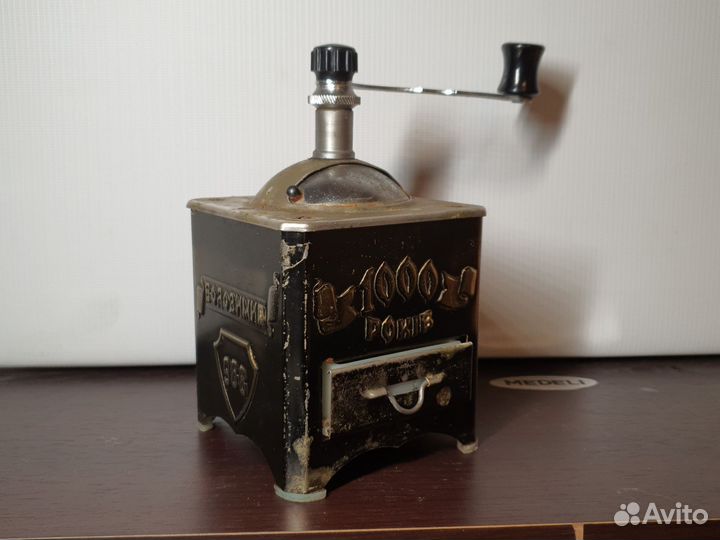 Ретро ручные кофемолки