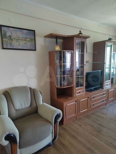 2-к. квартира, 60 м², 8/10 эт.