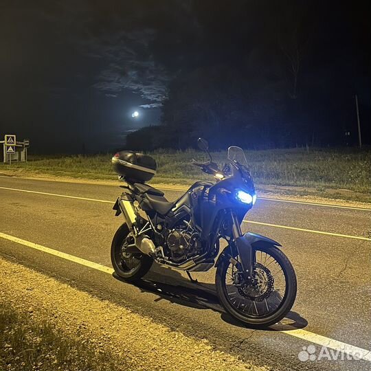 Honda africa twin 1000