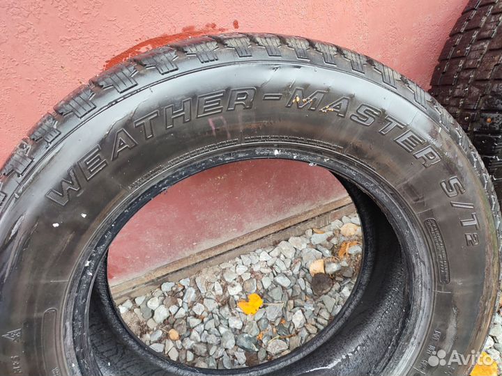 Cooper Weather-Master S/T 2 225/65 R17