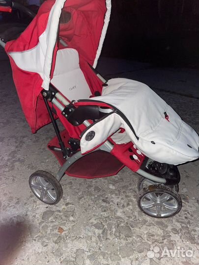 Прогулочная коляска