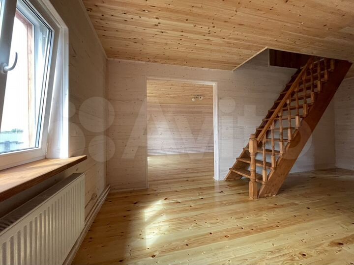 Дом 145 м² на участке 10,5 сот.