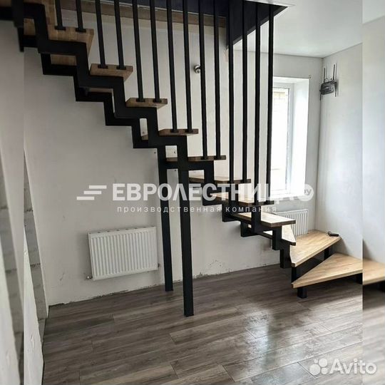 Лестница металлическая