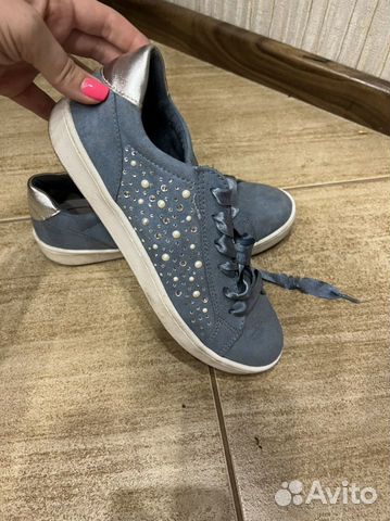 Кеды одеты один раз