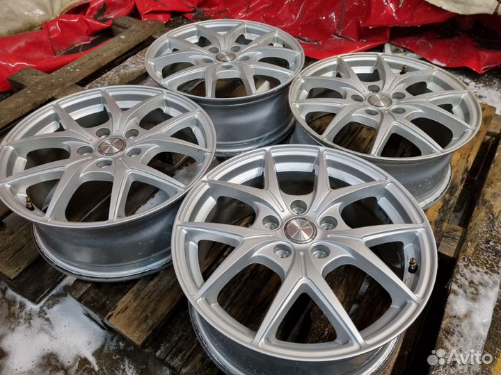 Комплект литых дисков Weds