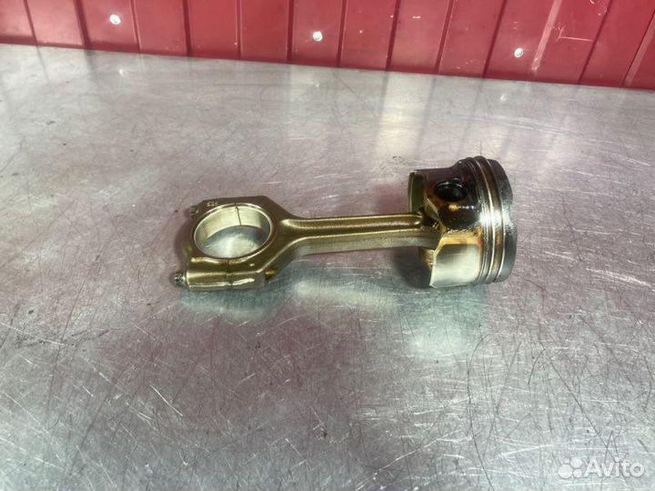 Поршень Bmw X1 E84 N20B20A 2012