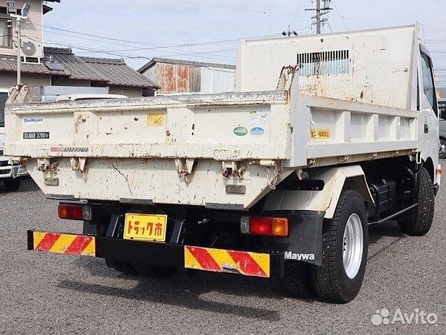 Hino 300 (Dutro), 2017