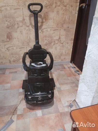 Детская машинка с ручкой