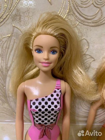 3 куклы Барби и 1 Кен