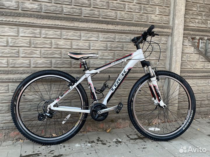 Trek 3700