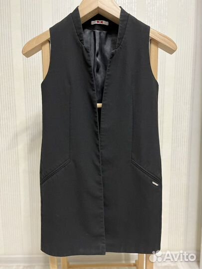 Жилетка для девочки б/у