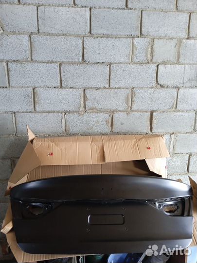 Крышка багажника на hyundai solaris 2021