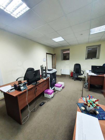 Здание, 441.6 м²