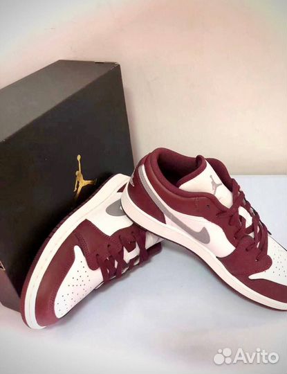 Кроссовки nike женские