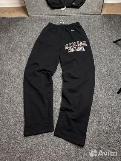 Спортивные штаны Champion