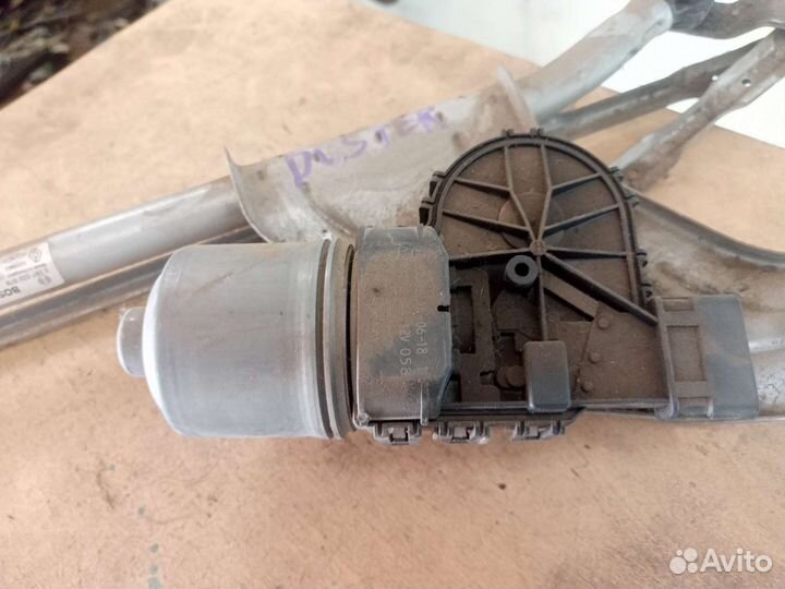 Трапеция дворников с мотором на Renault Duster