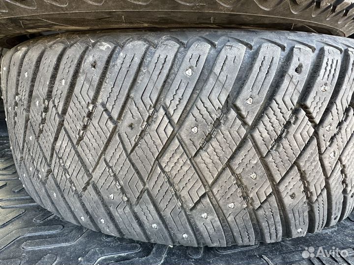 Goodyear UltraGrip Ice Arctic SUV 235/55 R17