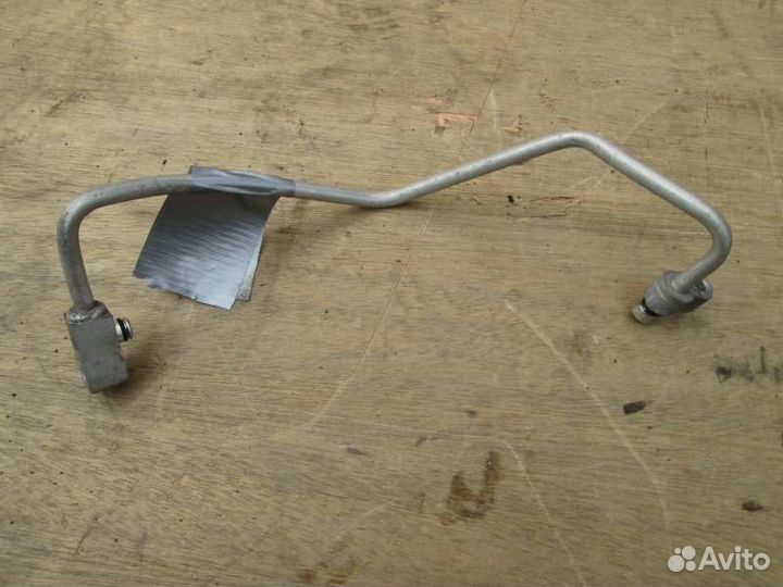 Трубка кондиционера Honda Odyssey RA6 F23A 2002/5