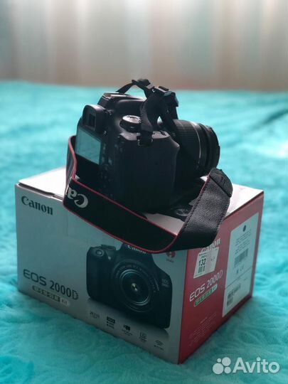 Фотоаппарат canon EOS 2000d kit