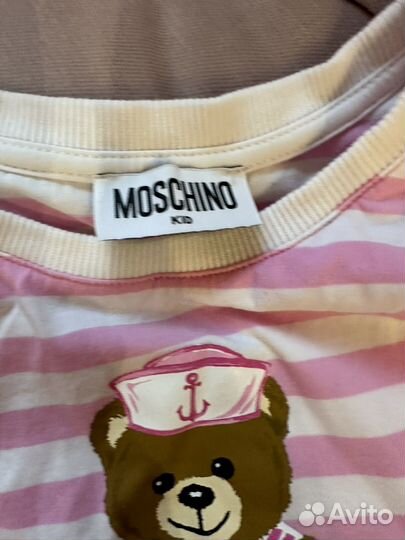 Moschino кофта 116 полоска