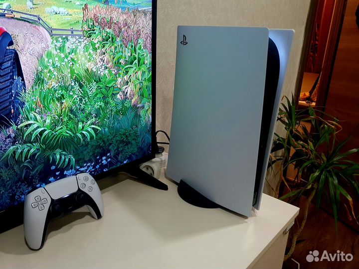 Sony PS5 с дисководом и более 60 игр