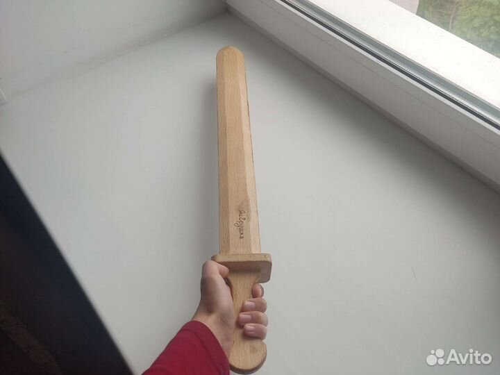 Деревянные меч яигрушка