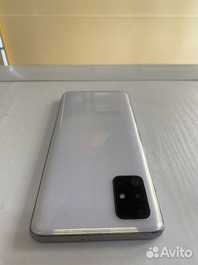 Samsung Galaxy A51, 4/64 ГБ