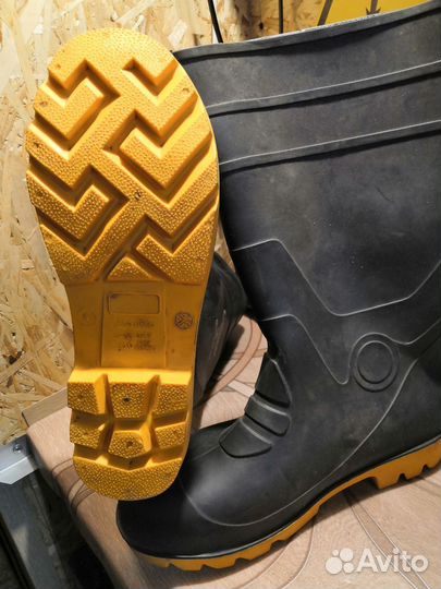 Сапоги резиновые