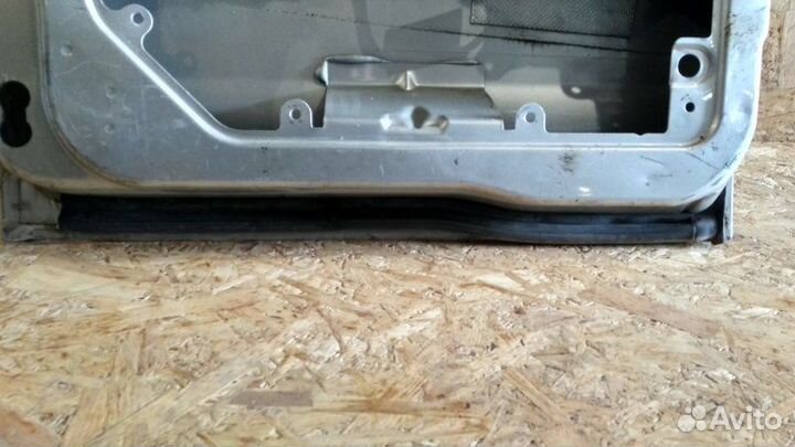 Дверь багажника правая Ford Transit Connect TC7