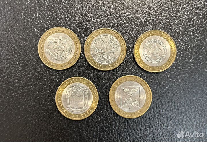 10 рублей биметалл