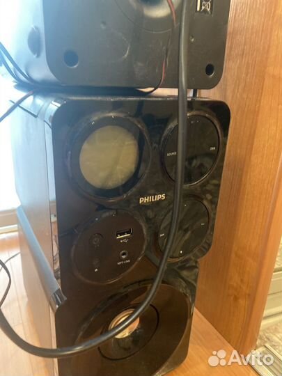 Музыкальный центр philips