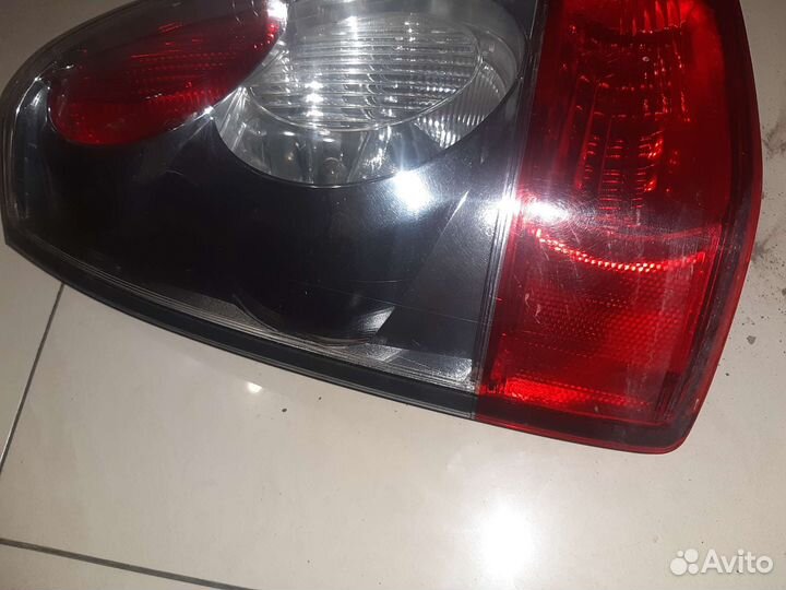 Стоп-сигнал левый Субару Форестер sg 2005-2007 г.в