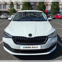 Skoda Rapid 1.6 AT, 2020, 166 579 км, с пробегом, цена 1 350 000 руб.