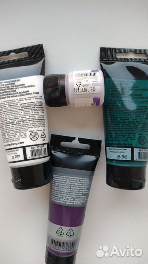 Акриловые краски разные