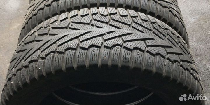 Pirelli Ice Zero 285/50 R20