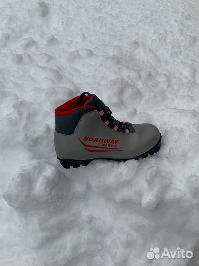 Лыжные ботинки детске