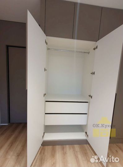 Встраиваемый шкаф