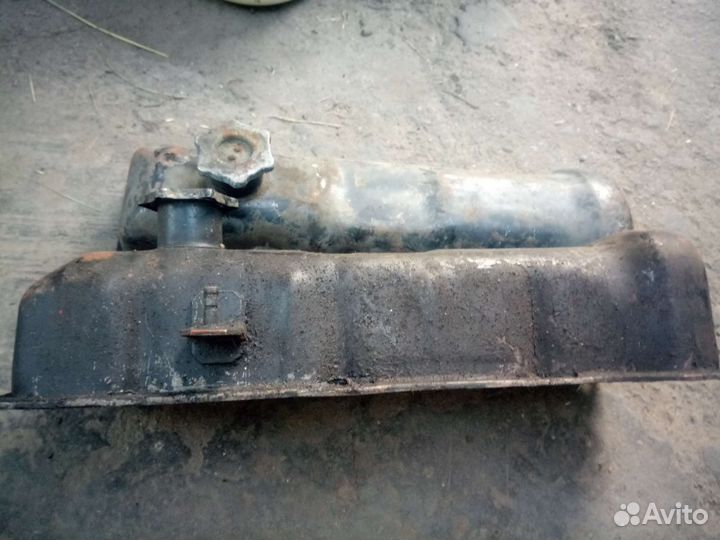 Крышка клапанная на Ваз (классика)