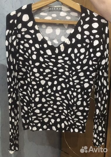 Водолазка и кофточки женские